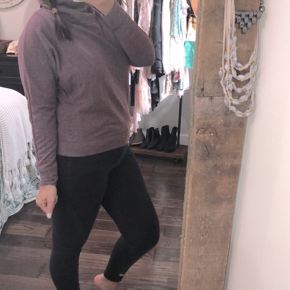 Avia medium plum color cozy athleisure sweatshirt - Picture 2 of 4